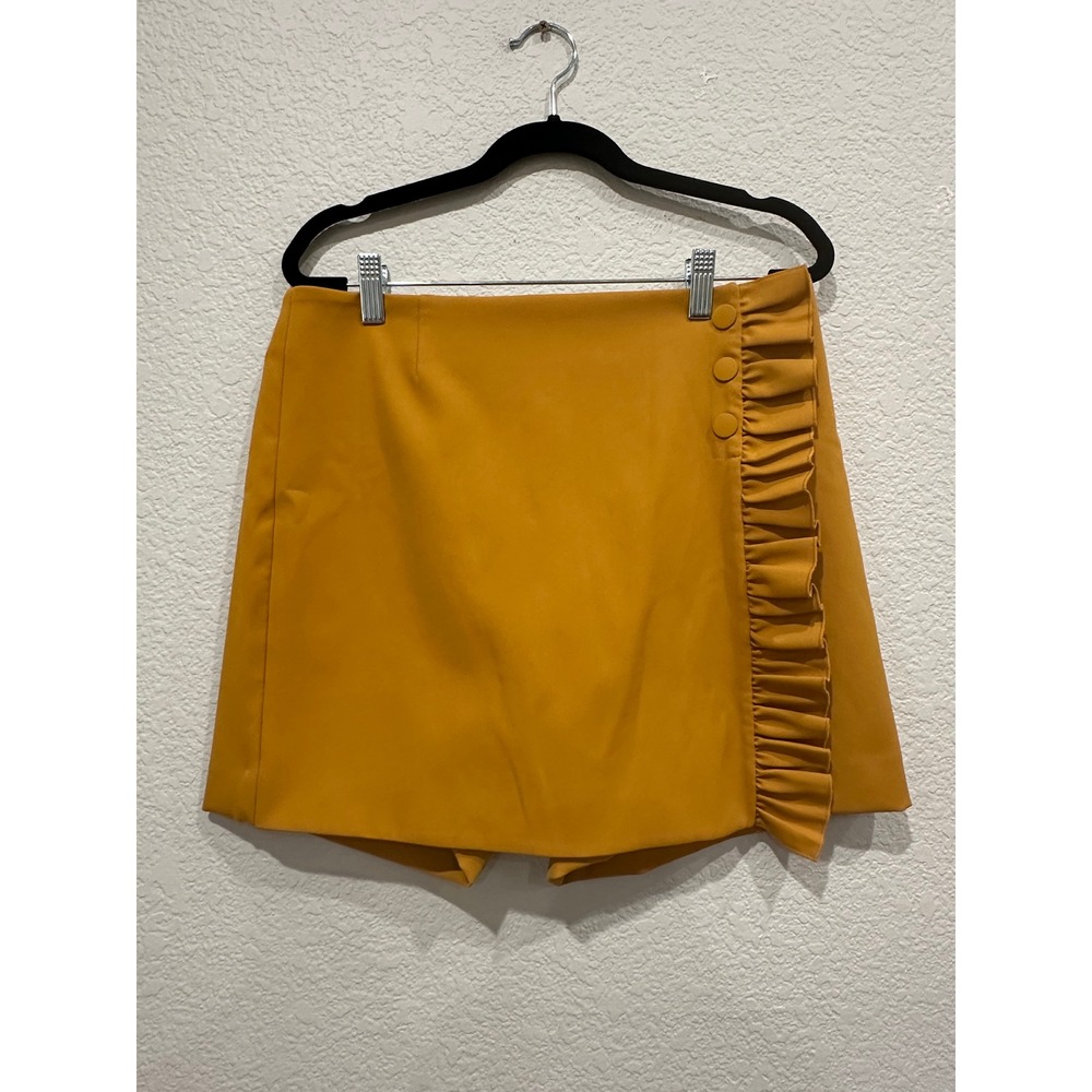Tory Sport Womens Ruffle Wrap Skort Mustard Yellow Golf Tennis Skirt Shorts Med